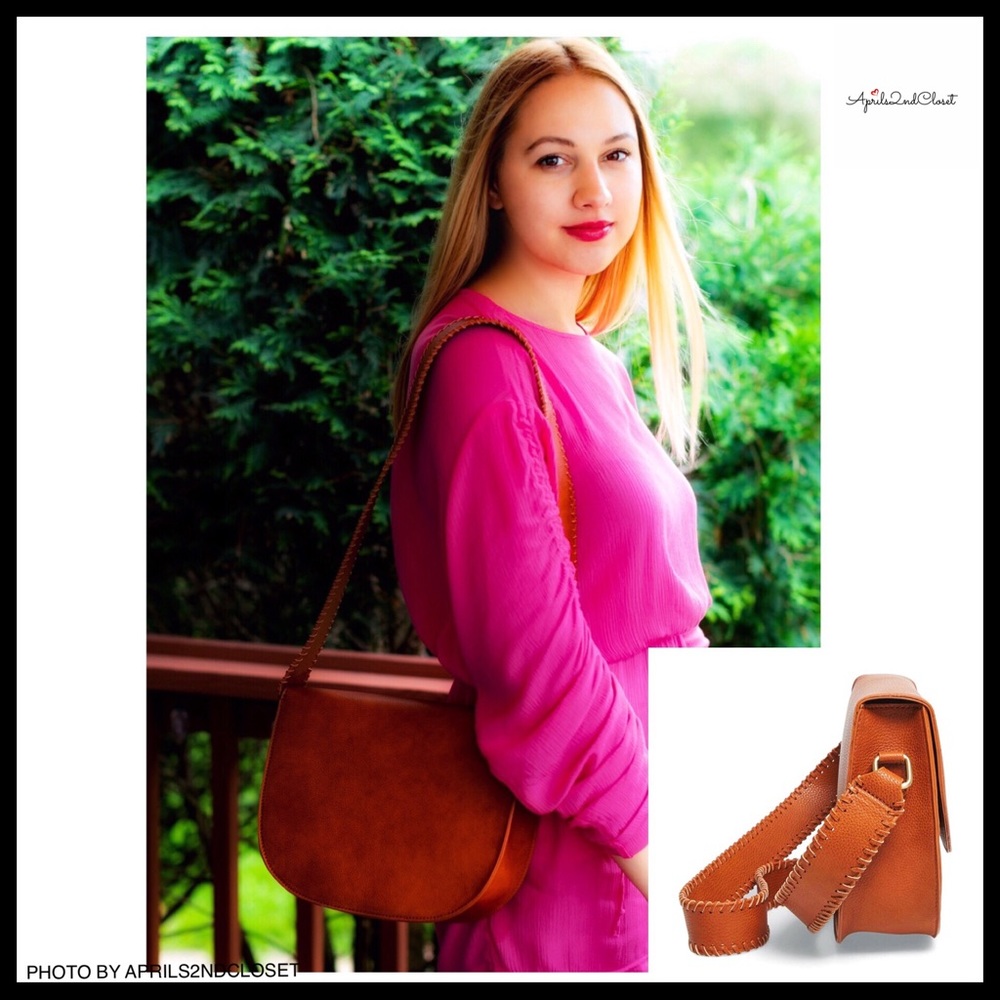TAN VEGAN LEATHER SADDLE SHOULDER BAG A2C - Picture 1 of 6